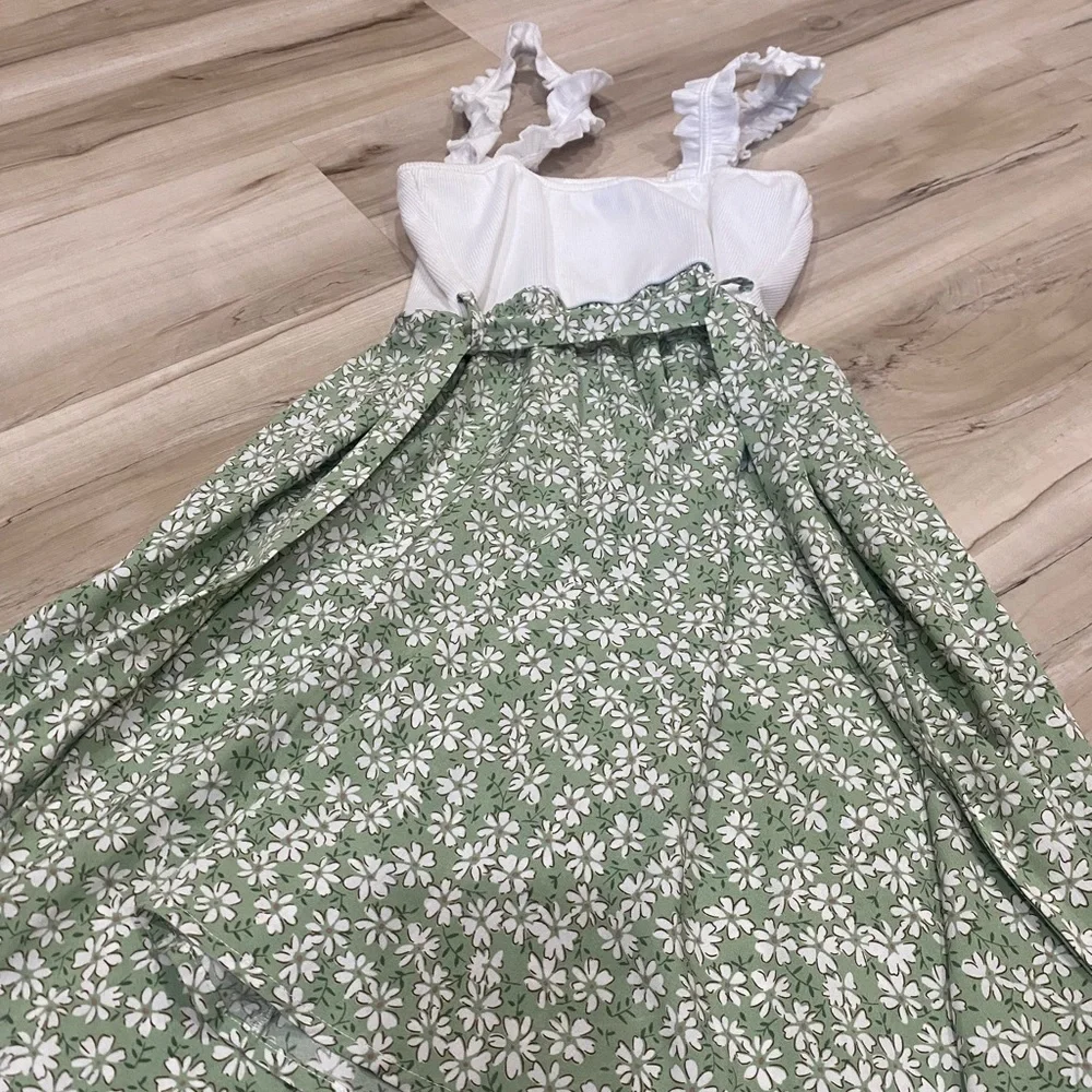 SHEIN Green Floral Mini Dress XS White Ruffle Strap Summer Daisy Tie Waist-259 - Picture 5 of 5